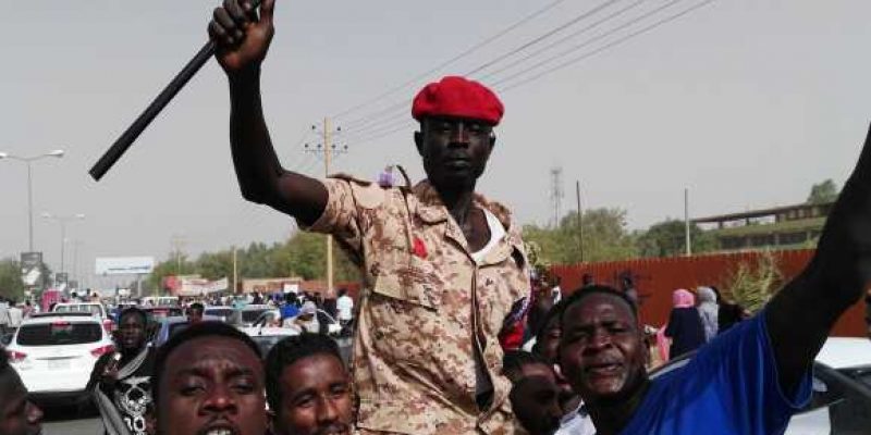 sudan-demo-army